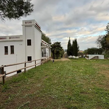 Мини-отель Paraiso Natural Unico -villa Cueva Turche